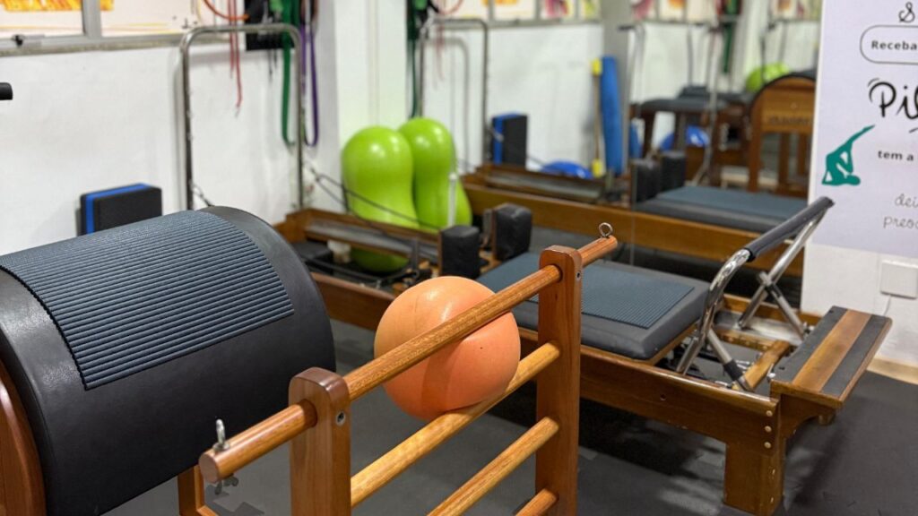 fisioterapia macaé rj, clínica de fisioterapia macaé, fisioterapeuta macaé rj, pilates macaé rj, pilates clínico macaé, quiropraxia macaé rj, massagem terapêutica macaé, fisioterapia esportiva macaé, tratamento para dor na coluna macaé, fisioterapia para hérnia de disco macaé, clínica de pilates macaé, fisioterapia para dor lombar macaé, fisioterapia ortopédica macaé, fisioterapia para joelho macaé, fisioterapia para ombro macaé, reabilitação física macaé rj