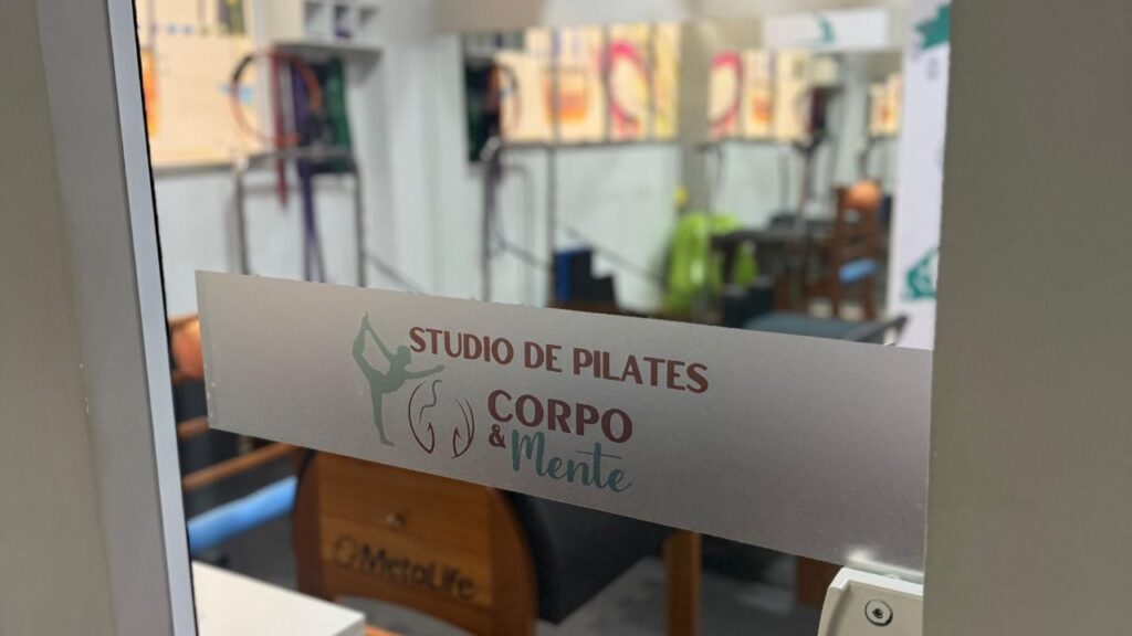 fisioterapia macaé rj, clínica de fisioterapia macaé, fisioterapeuta macaé rj, pilates macaé rj, pilates clínico macaé, quiropraxia macaé rj, massagem terapêutica macaé, fisioterapia esportiva macaé, tratamento para dor na coluna macaé, fisioterapia para hérnia de disco macaé, clínica de pilates macaé, fisioterapia para dor lombar macaé, fisioterapia ortopédica macaé, fisioterapia para joelho macaé, fisioterapia para ombro macaé, reabilitação física macaé rj